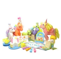 Hasbro Party Gift Pack My Little Pony Set With Ponies & Accessories