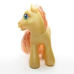 Hasbro Sunset Sweety Perfectly Pony G3 My Little Pony -Hasbro Shop My little pony sunset sweety perfectly pony orange flowers