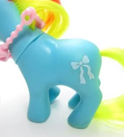 Hasbro Baby Ribbon My Little Pony With Beddy Bye Eyes -Hasbro Shop Turquoise My Little Pony Yellow Red Hair White Ribbon Baby