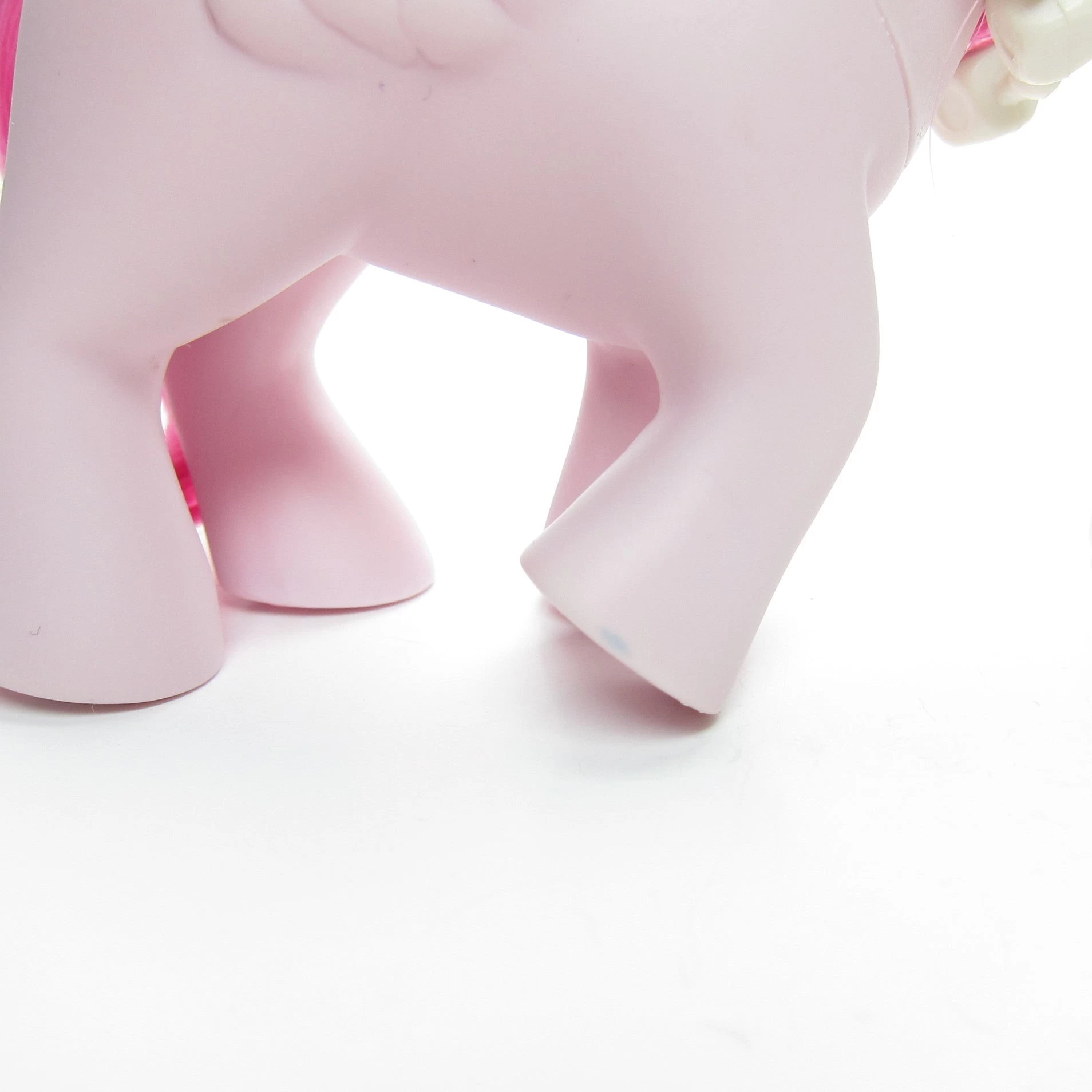 Hasbro Baby Heart Throb My Little Pony Beddy Bye Eyes 8 Hasbro Baby Heart Throb My Little Pony Beddy Bye Eyes - Image 6